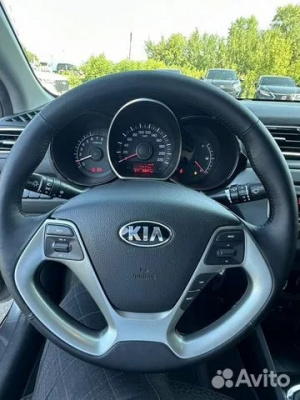 Kia Rio 1.6 MT, 2015