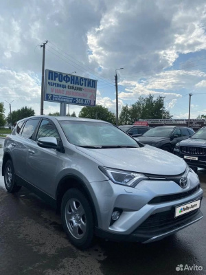 Toyota RAV4 2.0 MT, 2018