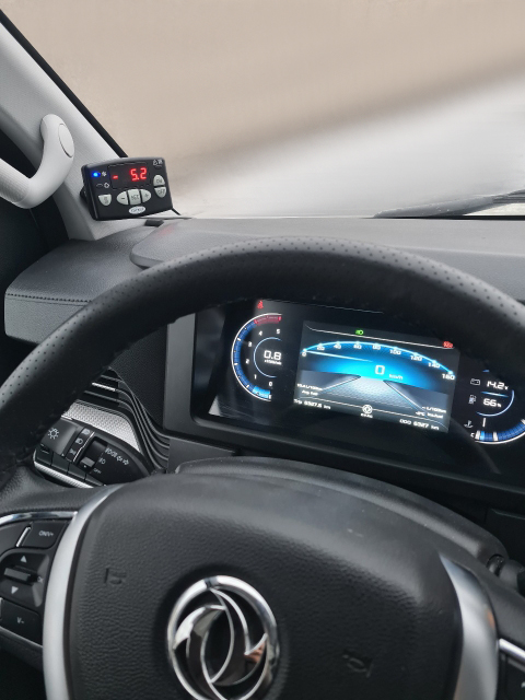 Dongfeng K39 авторефрижератор двухтемпературный